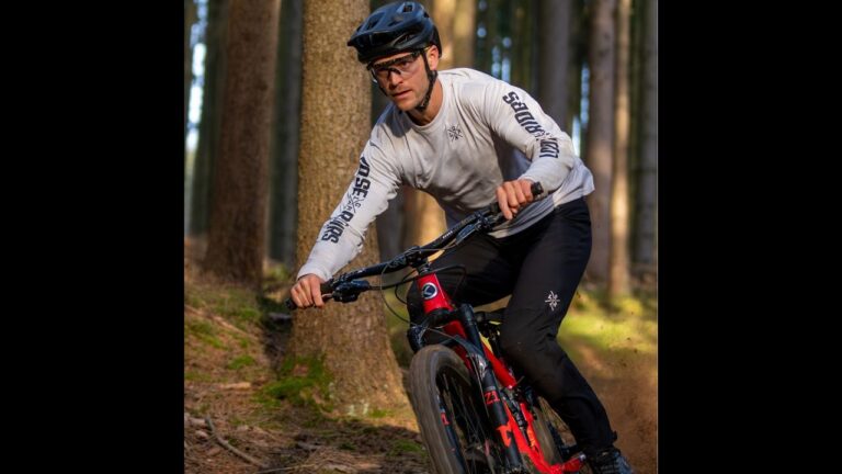 Video: Get that back end Slidin' with Honza Faistaver in Czech Republic